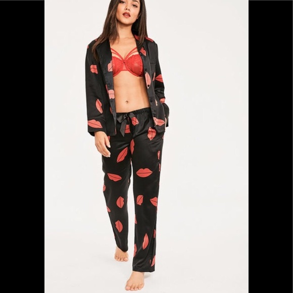 Bluebella Other - 💫Bluebella Beau red lips PJ set